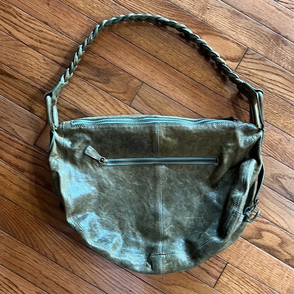 Sundance Distressed Strada Leather Bag - Picture 2 of 4